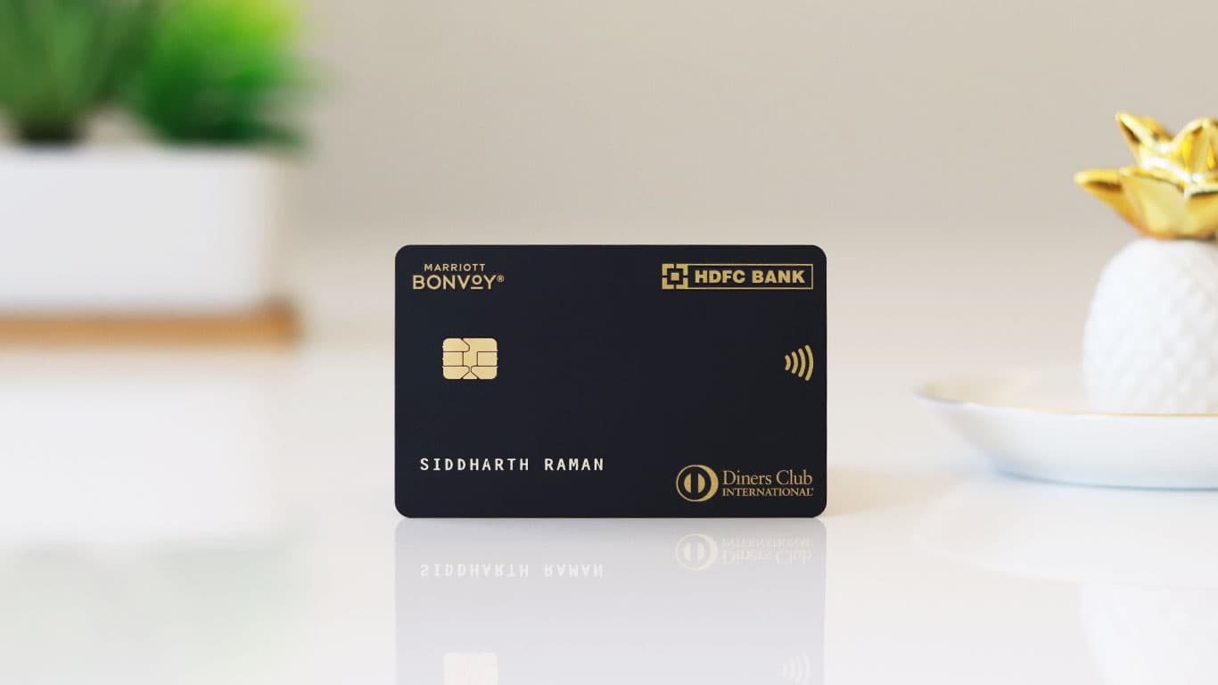 Marriott Bonvoy HDFC Bank credit card next to a hotel key card